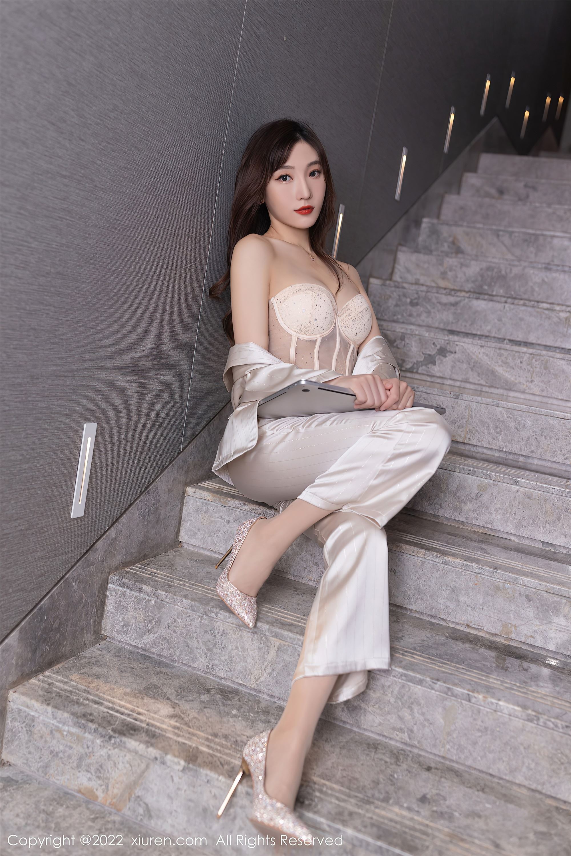 Xiuren秀人网 2022.09.15 NO.5594 陆萱萱